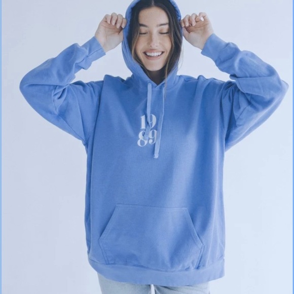 Girl Tribe Co. Taylor Swift 1989 Sweatshirt - Picture 4 of 4